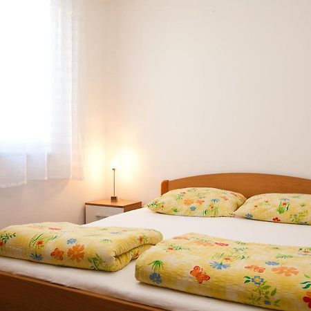 Apartments Glibo Near The Sea And Town Center! Krk Town Eksteriør bilde