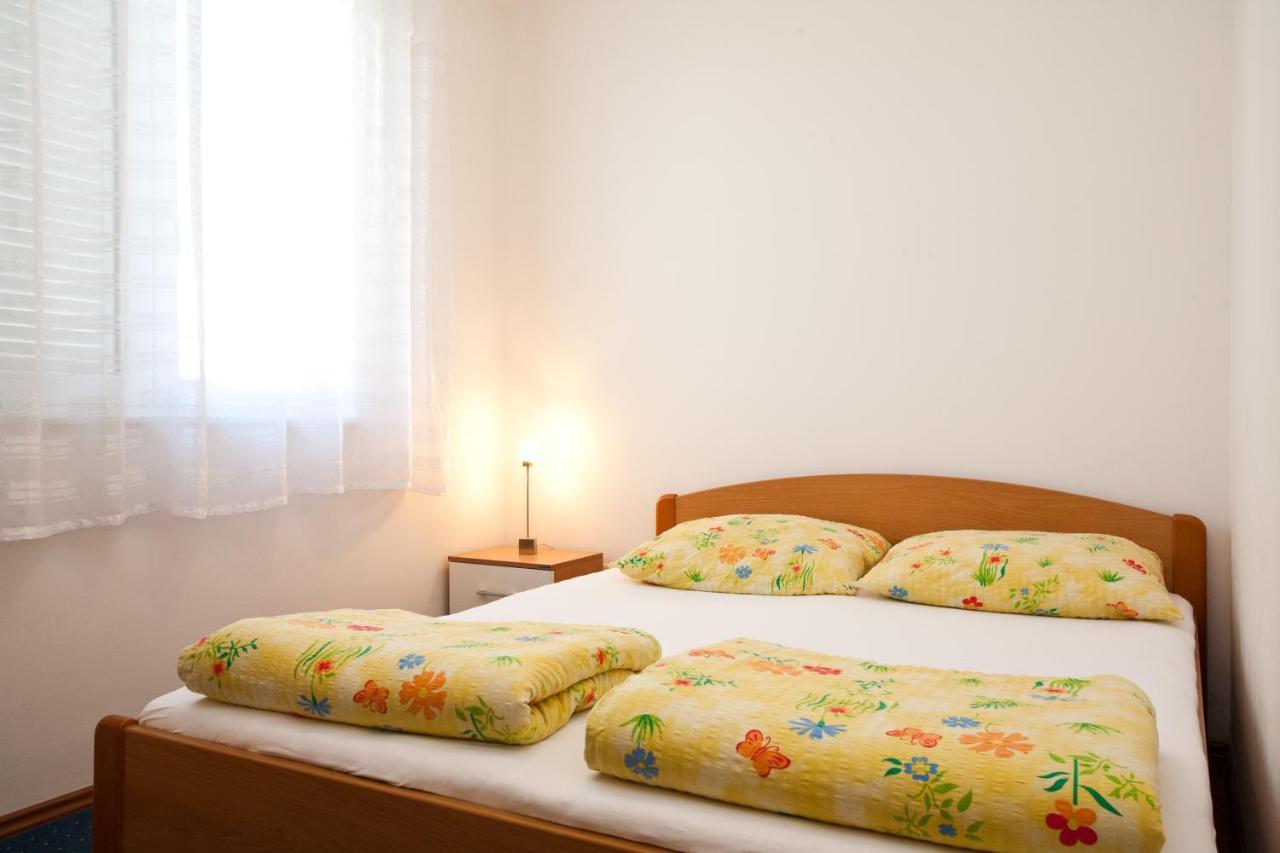 Apartments Glibo Near The Sea And Town Center! Krk Town Eksteriør bilde