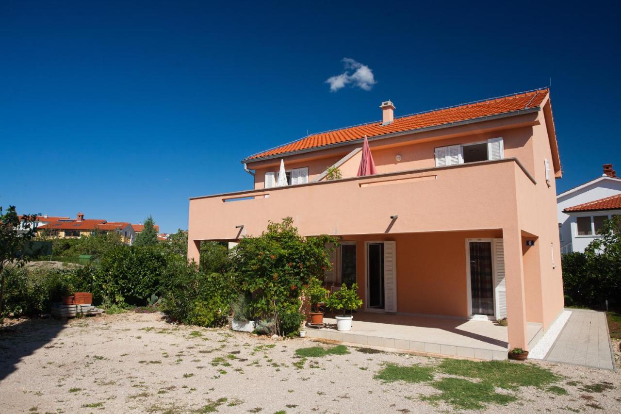 Apartments Glibo Near The Sea And Town Center! Krk Town Eksteriør bilde