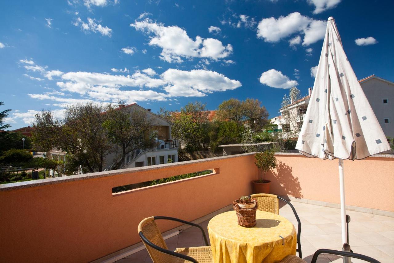 Apartments Glibo Near The Sea And Town Center! Krk Town Eksteriør bilde