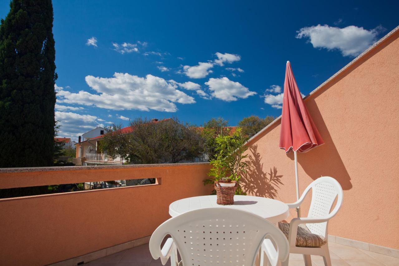 Apartments Glibo Near The Sea And Town Center! Krk Town Eksteriør bilde
